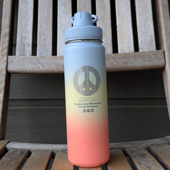 NWOT Lululemon X Madhappy Back To Life Sport Bottle 24oz Limited Edition - Picture 1 of 8